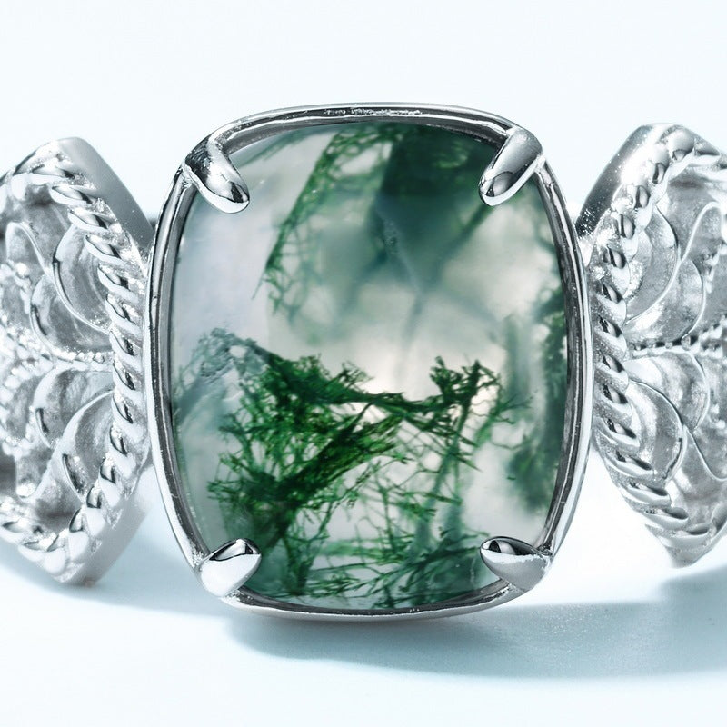 Verdant Veil Ring – A Tribute to Nature’s Beauty