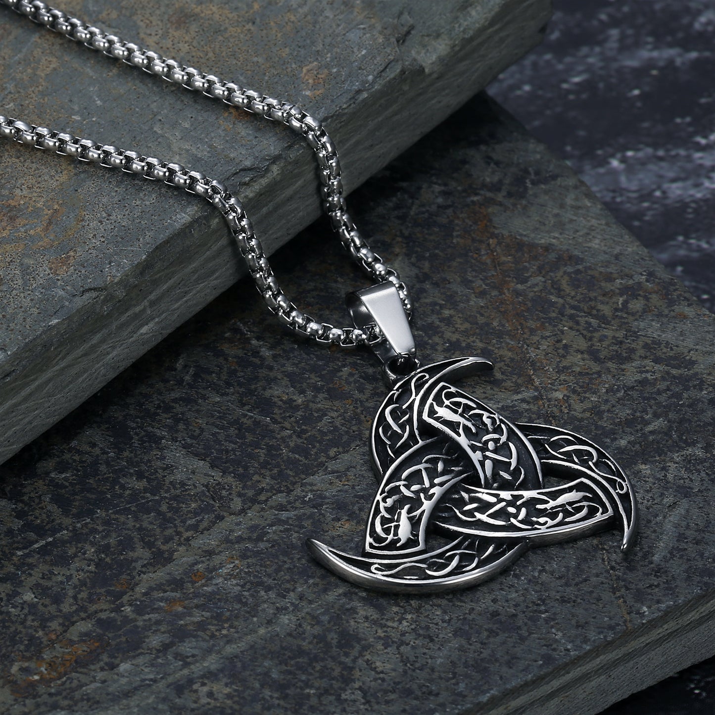 Horns of Odin Necklace - The Three Interlocking Horns