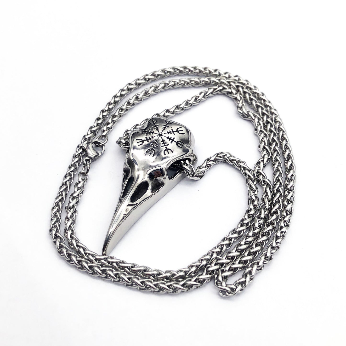 Silver Raven Necklace – A Relic of Wisdom and Mystery