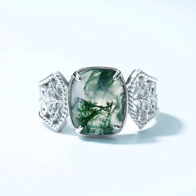 Verdant Veil Ring – A Tribute to Nature’s Beauty